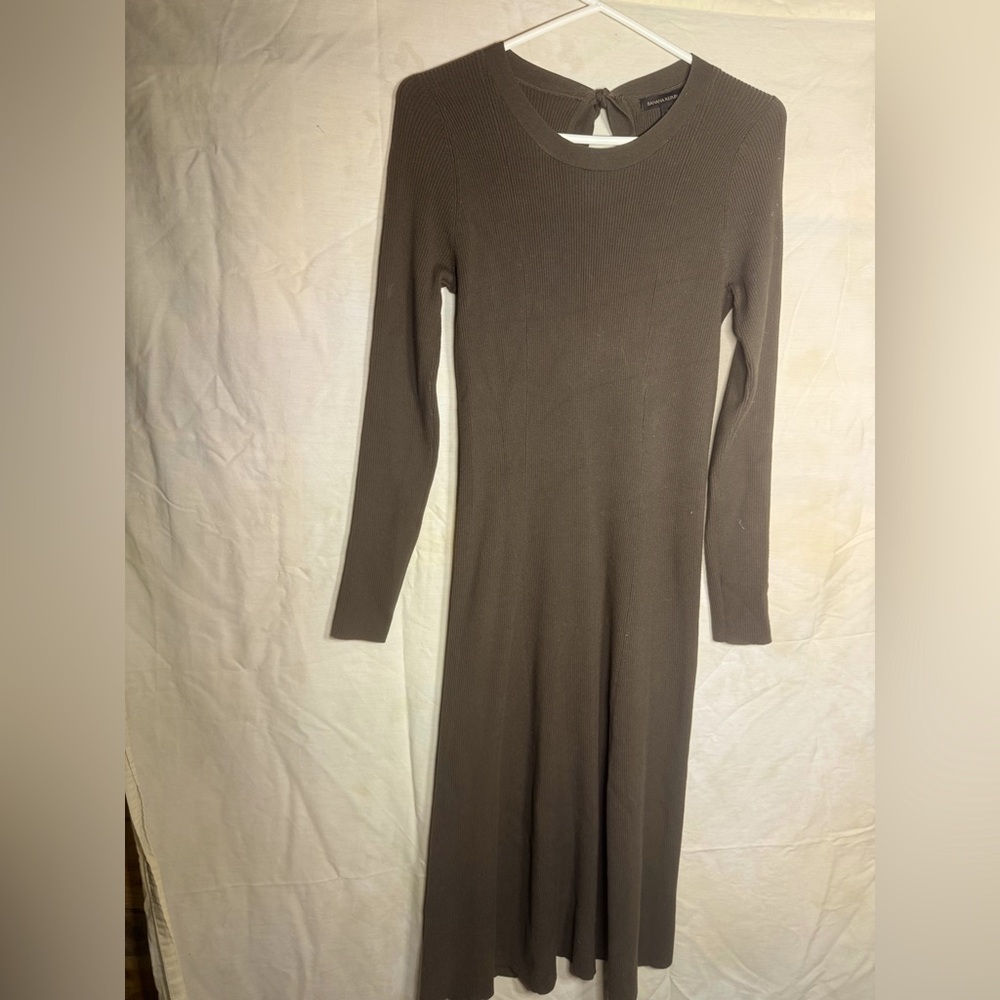 Banana Republic Taupe Long Sleeve Dress